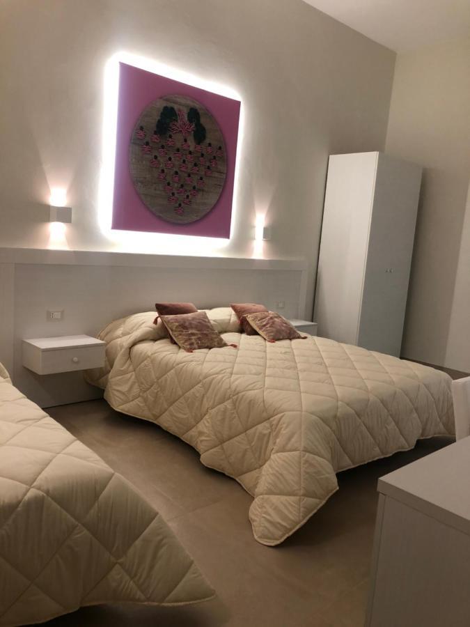 Paleat-Manduria Bed and Breakfast Buitenkant foto