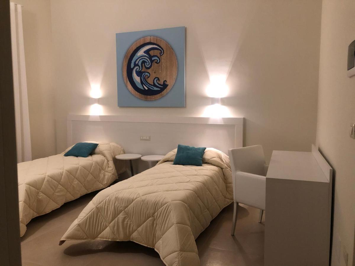 Paleat-Manduria Bed and Breakfast Buitenkant foto