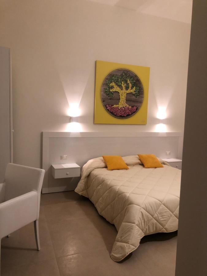 Paleat-Manduria Bed and Breakfast Buitenkant foto